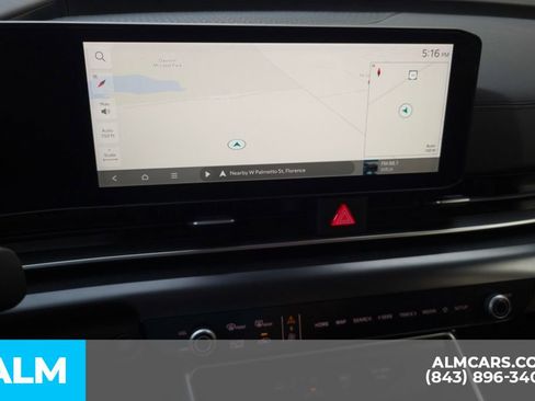 Used 2025 Kia Carnival FWD image 26