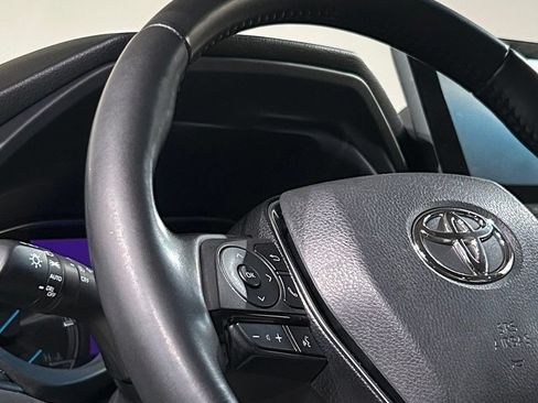 Used 2022 Toyota Venza Limited AWD/4WD image 44