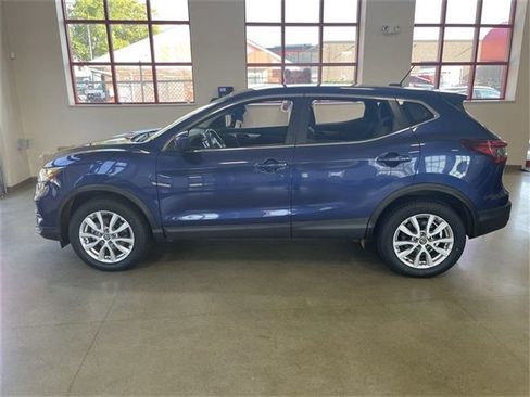 Used 2021 Nissan Rogue Sport S image 7
