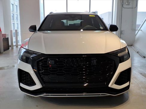 Used 2024 Audi RS Q8 image 2