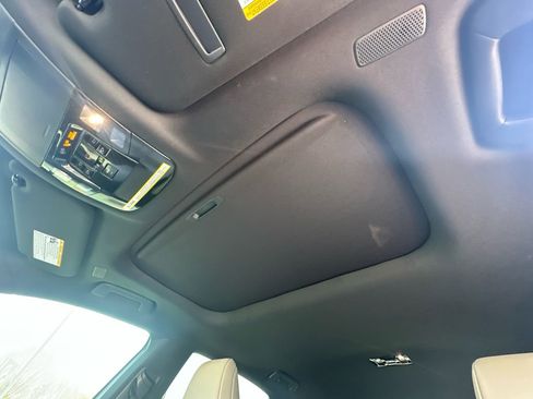 Used 2026 Lexus RX 350h w/ Convenience Package image 32