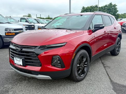 Used 2022 Chevrolet Blazer LT w/ Midnight/Sport Edition AWD/4WD image 3