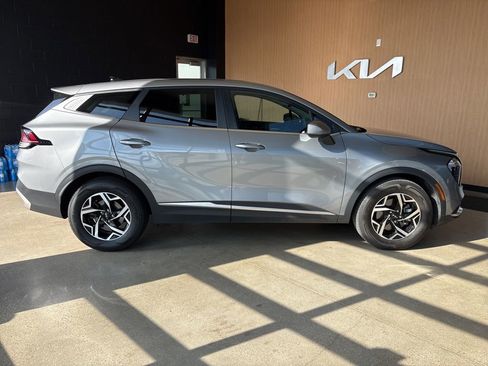 Certified 2023 Kia Sportage LX image 16