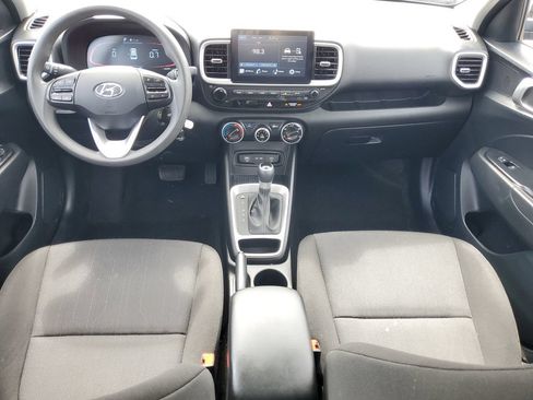 Used 2026 Hyundai Venue SE FWD image 9