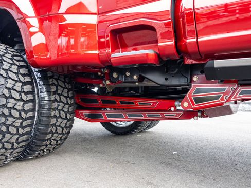 Used 2025 Ford F450 Platinum w/ Platinum Plus Package image 21