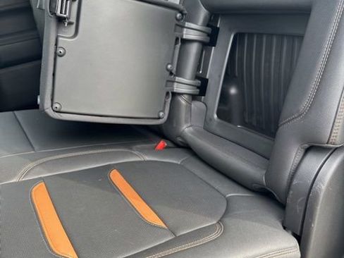 Used 2022 GMC Sierra 1500 AT4 w/ AT4 Premium Package image 52