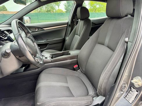 Used 2018 Honda Civic Sport image 14