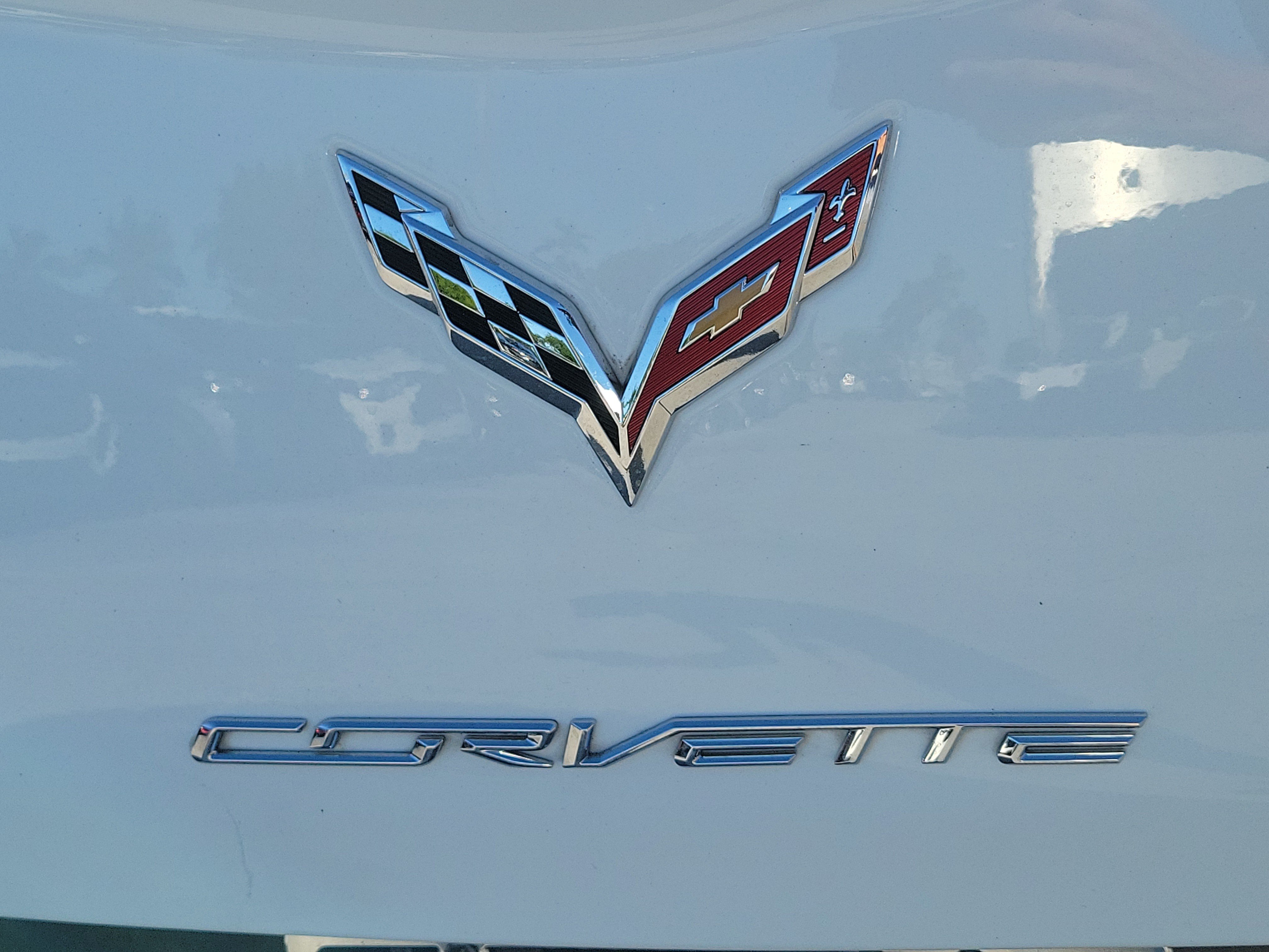 Used 2019 Chevrolet Corvette Stingray Coupe w/ 1LT RWD image 27