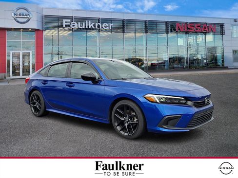 Used 2024 Honda Civic Sport image 1