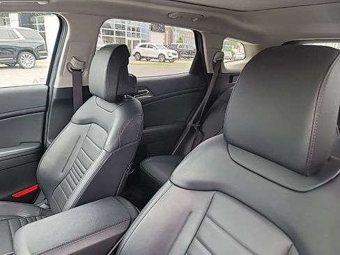 Certified 2024 Kia Sportage SX Prestige AWD/4WD image 8