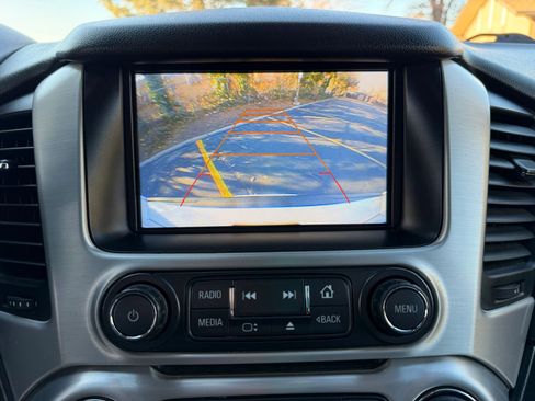 Used 2016 GMC Yukon SLT w/ HD Trailering Package image 31