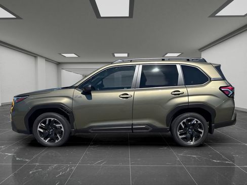 Certified 2025 Subaru Forester Limited AWD/4WD image 9