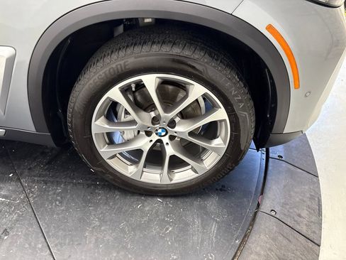 Used 2024 BMW X5 xDrive40i w/ Premium Package AWD/4WD image 18