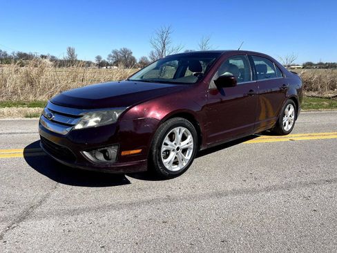 Used 2012 Ford Fusion SE image 1