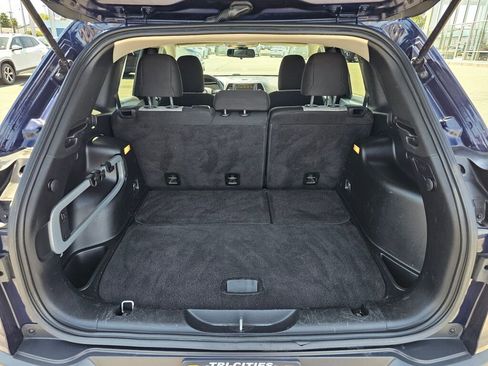 Used 2014 Jeep Cherokee Latitude FWD image 28