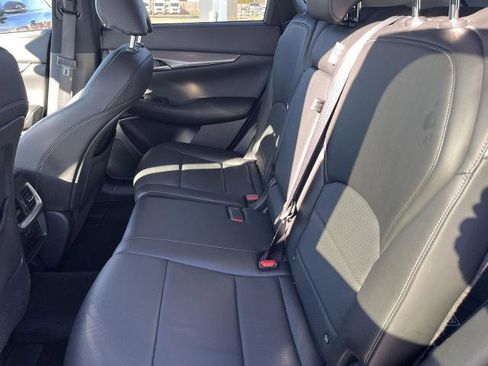 Certified 2023 INFINITI QX50 Luxe image 12