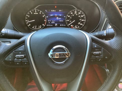 Used 2021 Nissan Maxima Platinum w/ Sport Mat Group FWD image 9