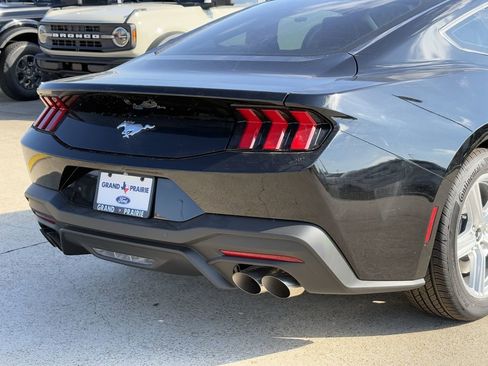 New 2026 Ford Mustang Coupe image 33