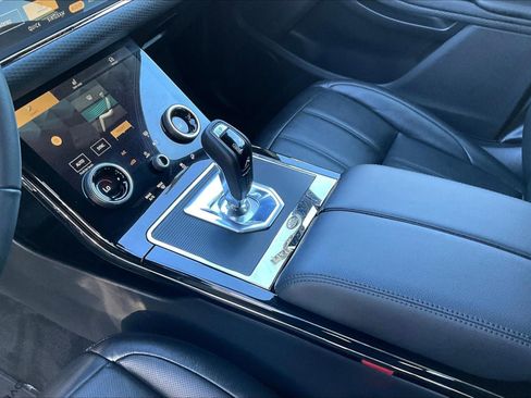 Used 2023 Land Rover Range Rover Evoque R-Dynamic S image 13