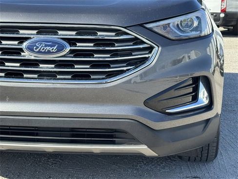 Used 2022 Ford Edge SEL image 9