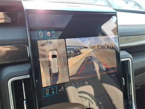 New 2026 GMC Yukon XL Elevation w/ Elevation Premium Package image 18