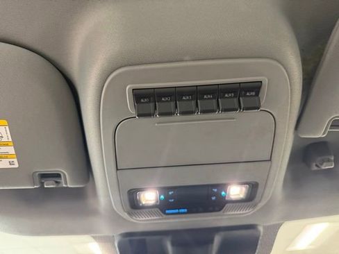 New 2026 Ford F250 4x4 Crew Cab Super Duty image 17