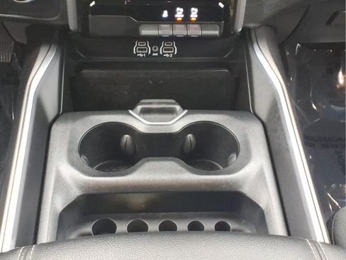 Used 2025 RAM 1500 Big Horn AWD/4WD image 26