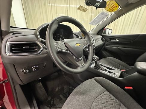 Certified 2024 Chevrolet Equinox LT w/ LPO, Floor Liner Package image 23