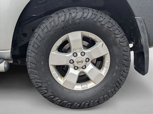 Used 2013 Nissan Xterra S w/ Value Package image 6