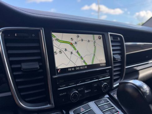Used 2015 Porsche Panamera S RWD image 24