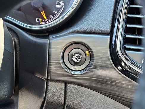 Used 2019 Jeep Grand Cherokee Altitude AWD/4WD image 26