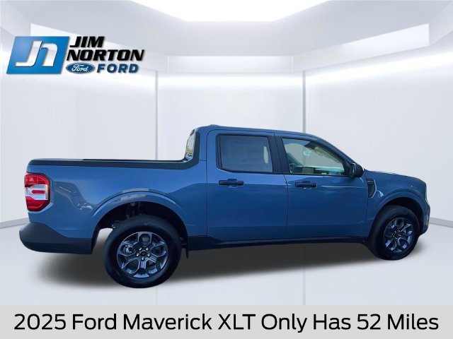 New 2025 Ford Maverick XLT w/ Equipment Group 302A AWD/4WD image 3
