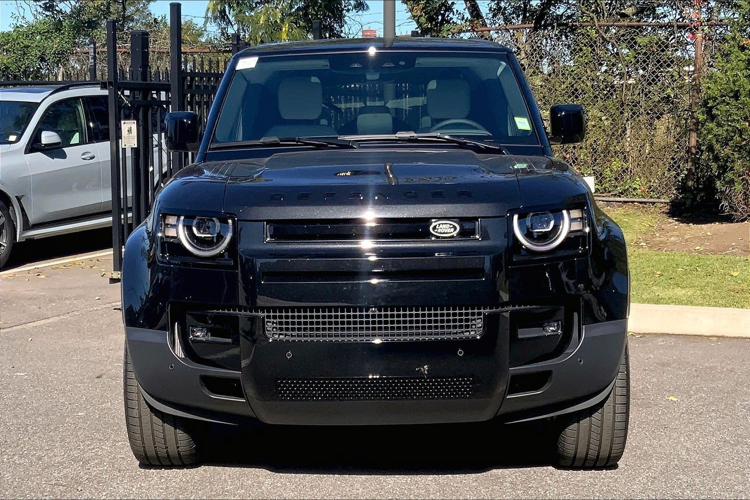 New 2026 Land Rover Defender 110 S AWD/4WD image 3
