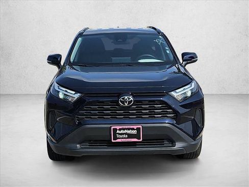 Used 2025 Toyota RAV4 XLE FWD image 2