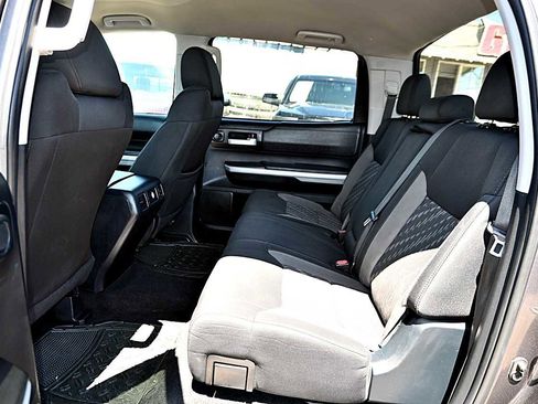 Used 2018 Toyota Tundra SR5 image 9