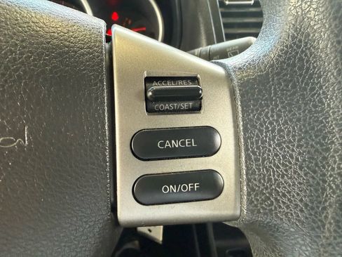 Used 2009 Nissan Versa SL image 16