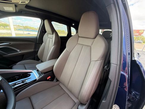 New 2025 Audi Q5 Premium Plus image 17