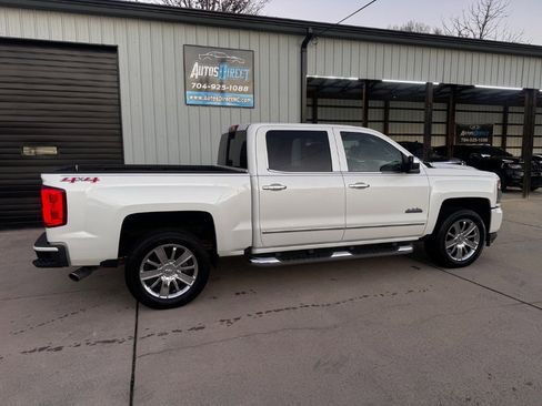 Used 2016 Chevrolet Silverado 1500 High Country w/ High Country Premium Package image 8