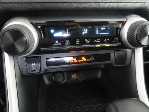 Used 2023 Toyota RAV4 LE FWD image 29