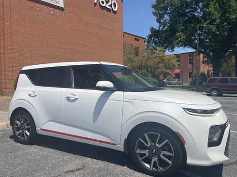 Used 2020 Kia Soul GT-Line Turbo FWD image 8