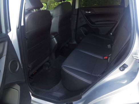 Used 2014 Subaru Forester 2.5i Touring AWD/4WD image 30