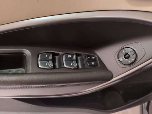 Used 2018 Hyundai Santa Fe Sport image 17