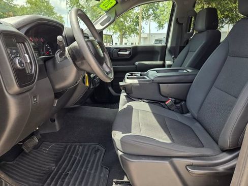 Used 2020 Chevrolet Silverado 1500 Custom w/ Custom Value Package RWD image 13