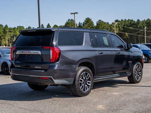 Used 2023 GMC Yukon XL AT4 w/ AT4 Premium Package image 7