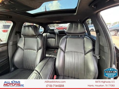 Used 2015 BMW M5 RWD image 20