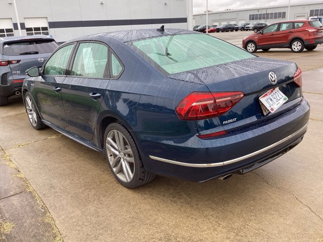 Used 2018 Volkswagen Passat 2.0T R-Line FWD image 12