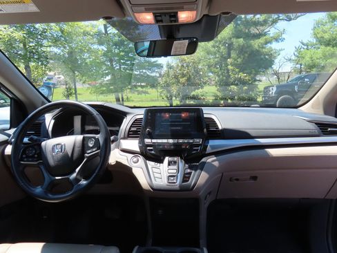 Used 2018 Honda Odyssey EX-L image 15
