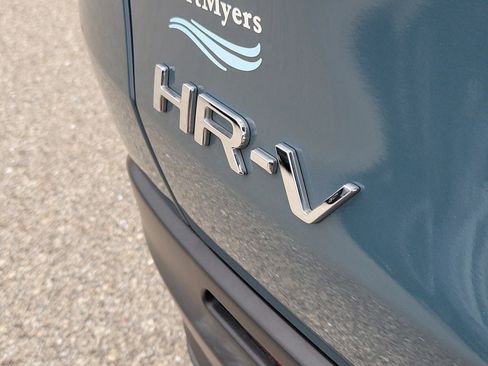 Used 2024 Honda HR-V LX image 7