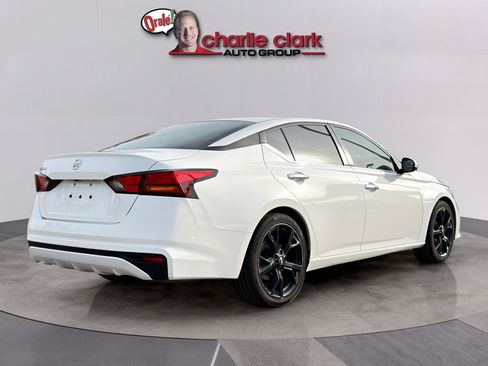 Used 2021 Nissan Altima 2.5 S FWD image 5