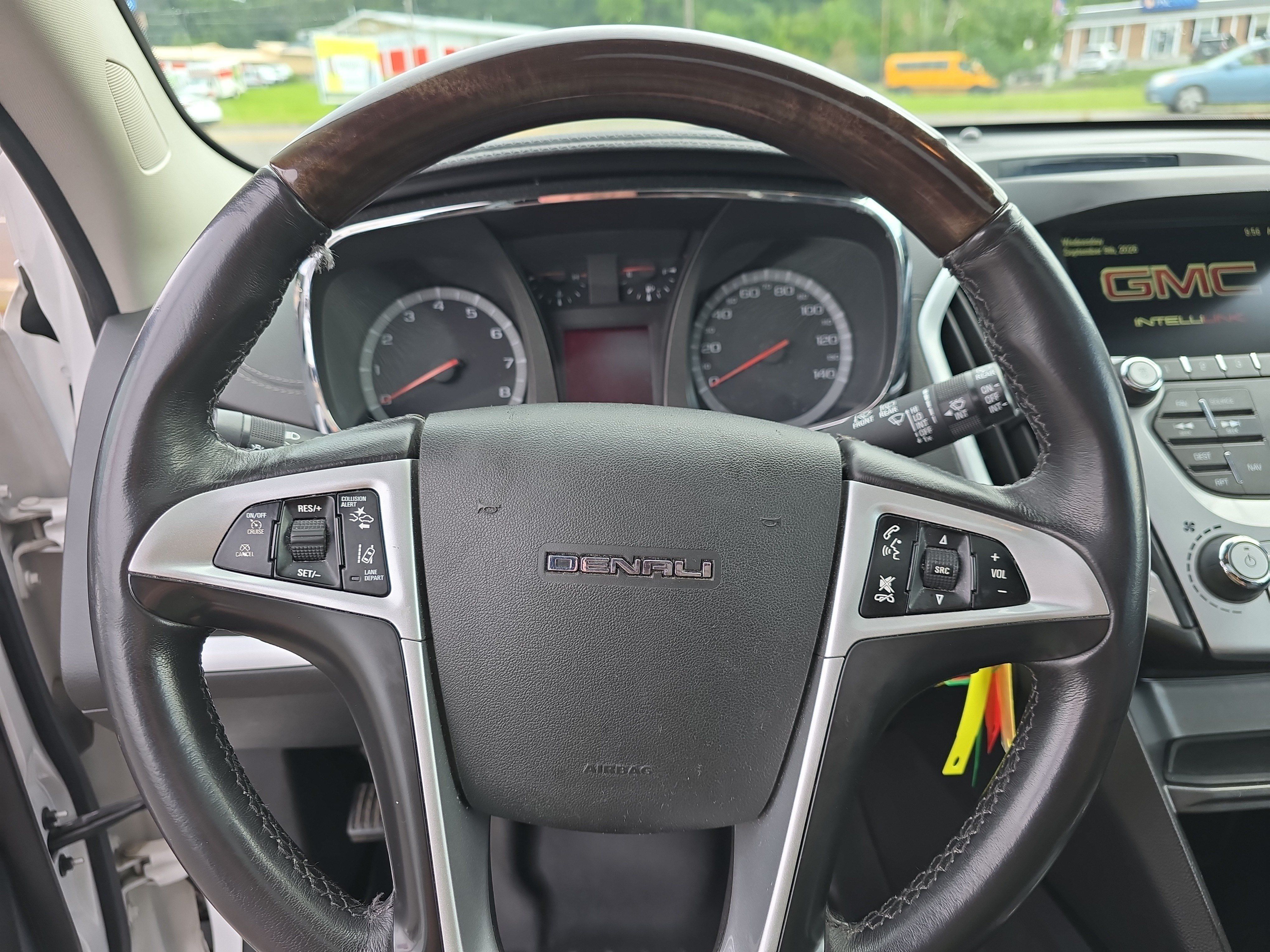 Used 2016 GMC Terrain Denali w/ Cargo Package AWD/4WD image 28